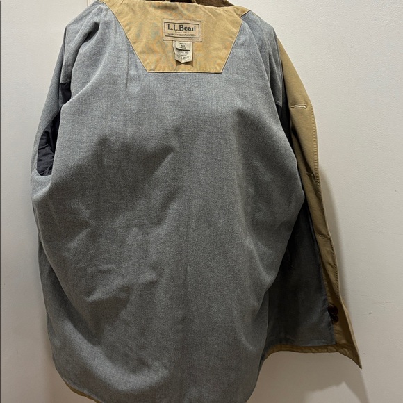L.L. Bean Tan Cotton-Blend Field Jacket with Brown Corduroy Trim - Picture 8 of 8